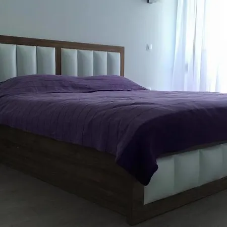 Sophia Sunset Lakeview Mamaia